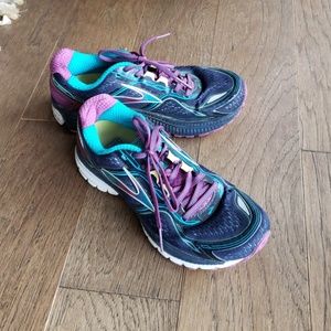Brooks ghost 7.5 shoes